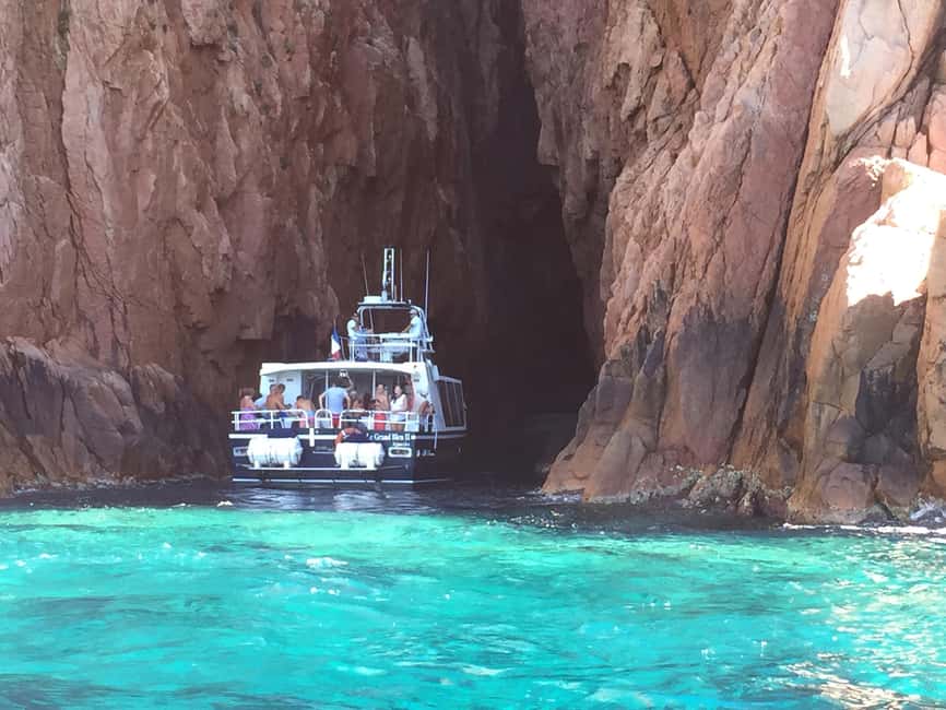 Cargèse: Scandola, Girolata, and Piana Afternoon Boat Tour - What the boat ride feels like