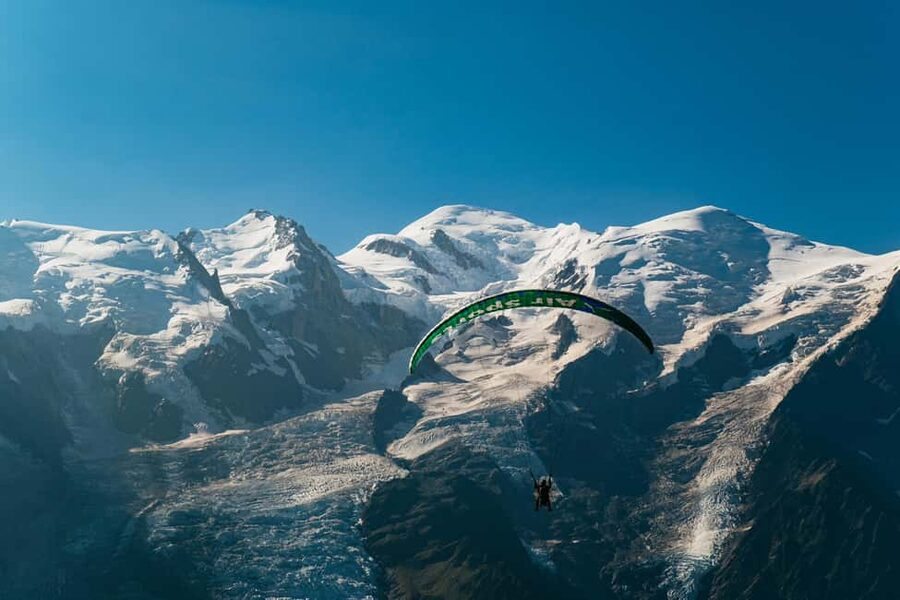 Chamonix: Tandem Paragliding Flight - Why paragliding works so well in Chamonix