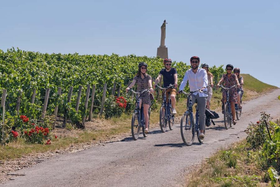 Champagne: E-Bike Champagne Day Tour with Tastings and Lunch - Who should book this Champagne tour?