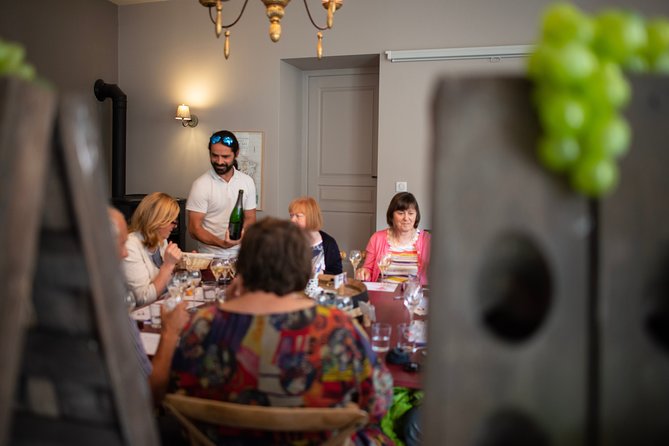 Champagne Tasting Class and Lunch near Epernay - Why the small group matters