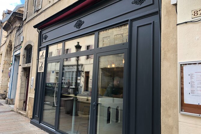 Cheese and Wine Pairing 1-Hour Session in Dijon - A one-hour introduction to Burgundy on a plate