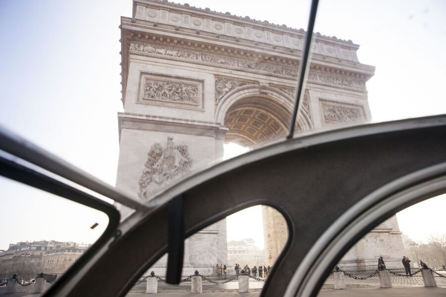 Classic, Romantic Paris: 3-Hour Vintage 2CV Tour - Why a 2CV changes the feel of Paris