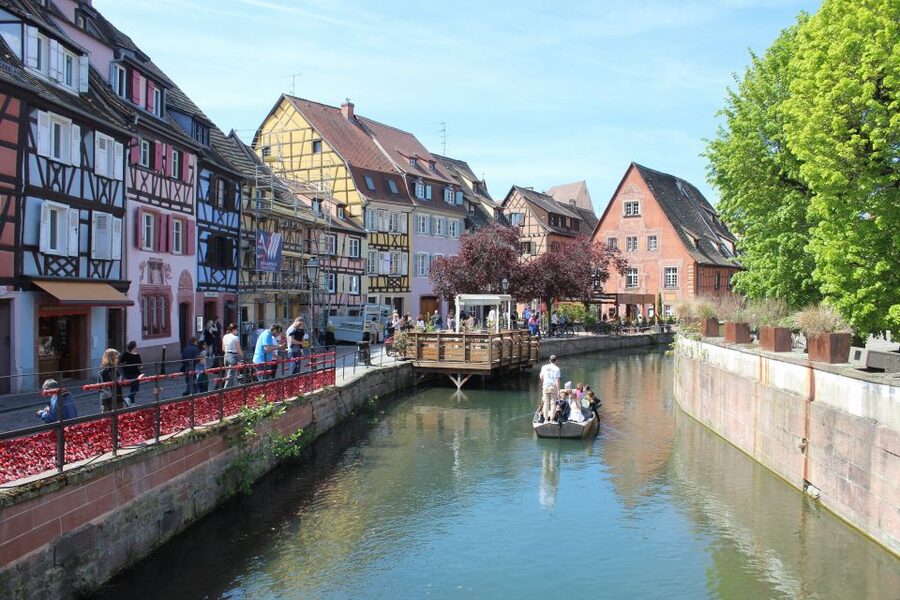 Colmar: Highlights Walking Tour and Wine Tasting - From must-see sights to less obvious corners