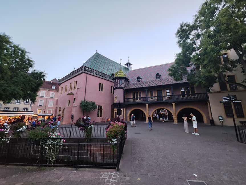 Colmar: Private Guided Walking Tour of the City Center - The Tanneurs district and white façades