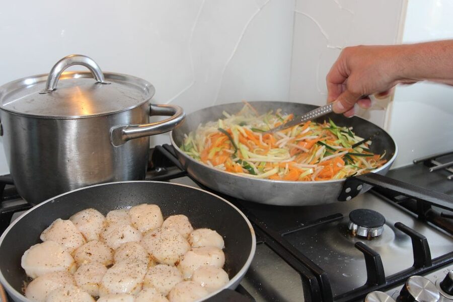 Cooking Class with a Parisian Chef - What the small-group format changes