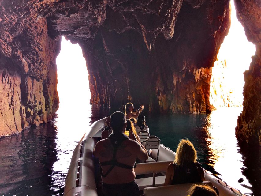 Croisière Calanques de Piana - Baignade bateau 12 places - Who will enjoy this boat trip most?