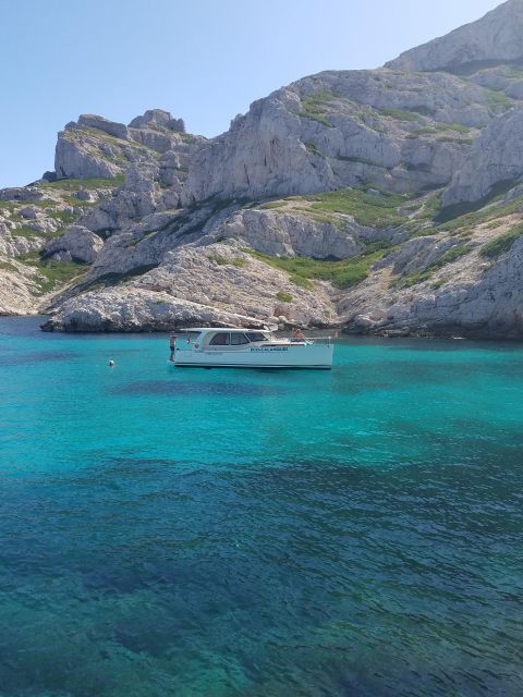 Cruise, Coffee and Swimming in the Calanques of Frioul - Château d’If and the first coastal views