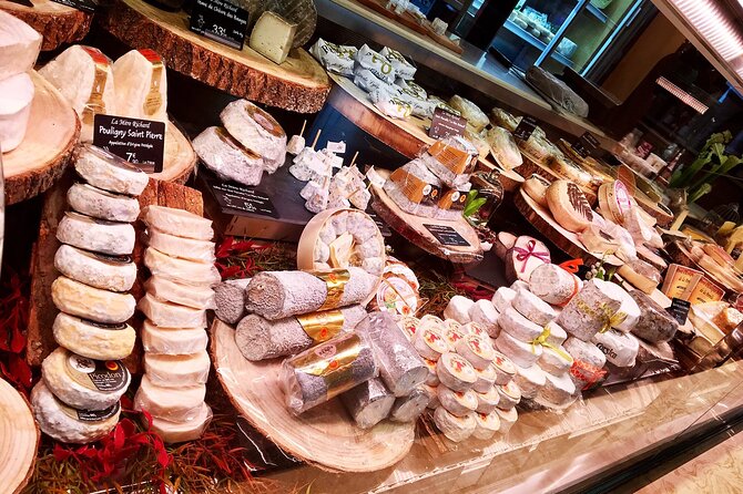 Cultural Food & Wine Tour, in the famous Halles Bocuse - From pastries to praline brioche
