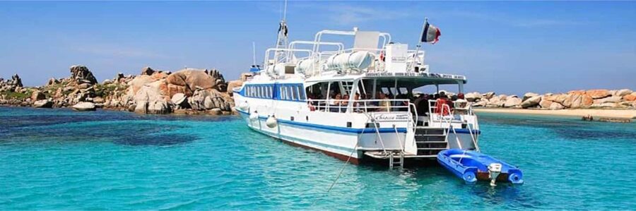 Day cruise to the Cerbicales & Lavezzi Islands with lunch - Leaving Porto Vecchio at 9 a.m.
