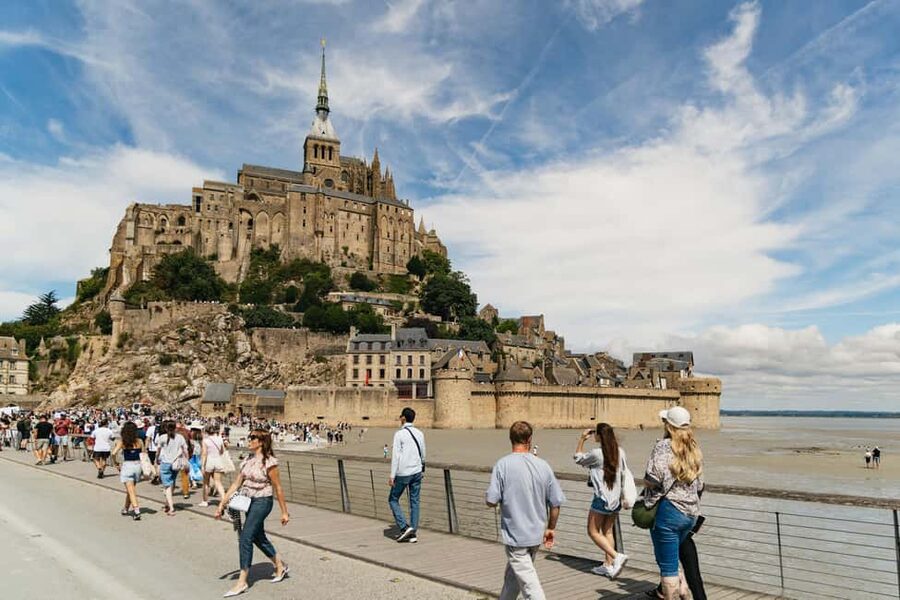 Day Trip to Mont-Saint-Michel from Paris - How the timing affects your visit