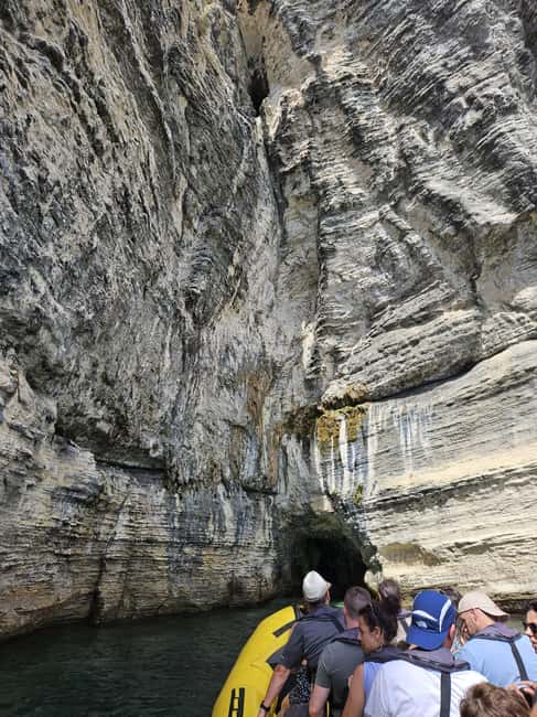 De Bonifacio : Visite guidée de l'extrême sud et des Lavezzi - Key points to know before you go