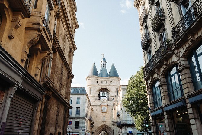 Devour Bordeaux: Ultimate Food & Wine Tasting Tour - Bordeaux’s newer pastry, the Dunes Blanches