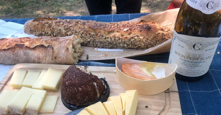 Dijon: Cheese and Burgundy Wine Tasting Workshop - Starting in a Dijon coworking-space cellar