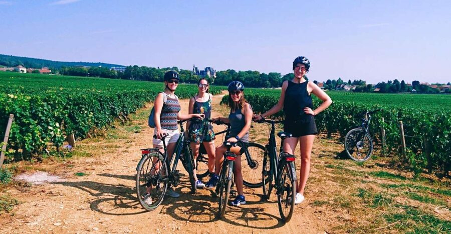Dijon: Half-Day Guided Gourmet Bike Tour - The ride through Marsannay-la-Côte and Fixin