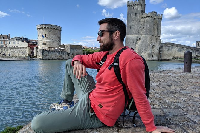 Discover La Rochelle: Discovery Walking Tour of La Rochelle - Starting at the Chain Tower and the Old Port