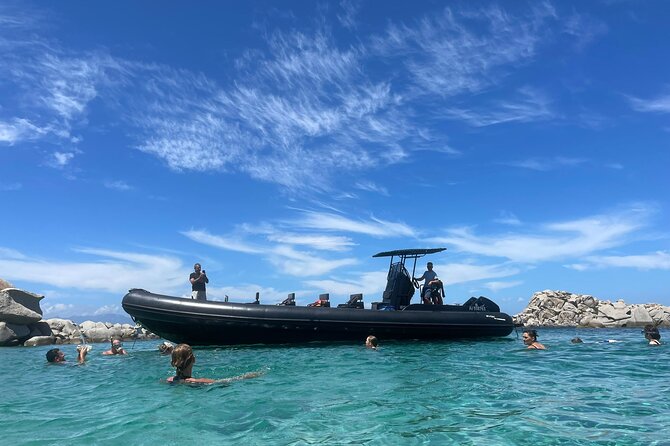 Discovery of Lavezzi Islands from Bonifacio - Seeing Bonifacio’s ramparts from below