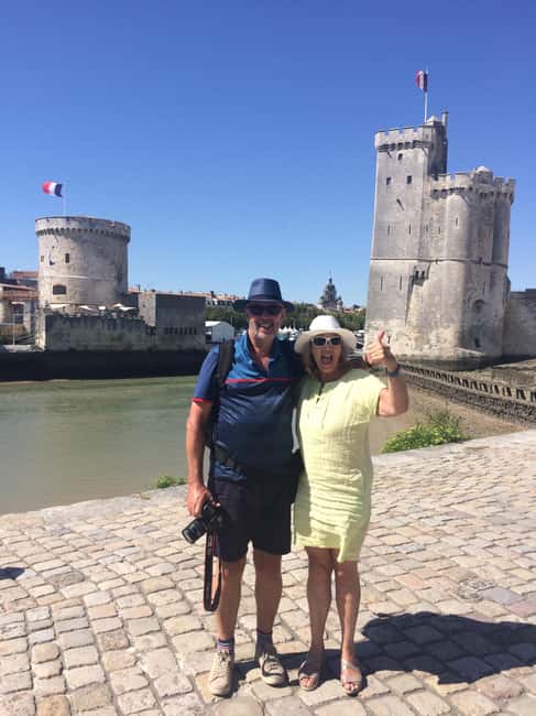 Discovery Walking Tour of La Rochelle - Starting beside the anchor at Place de la Chaîne