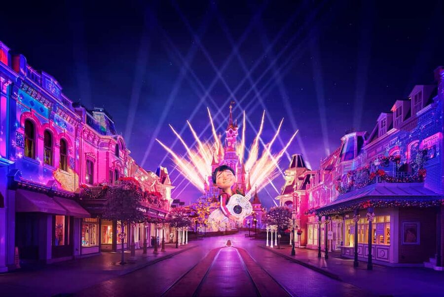 Disneyland® Paris 1-Day Flexible Date Ticket - Food, comfort, and small practical matters