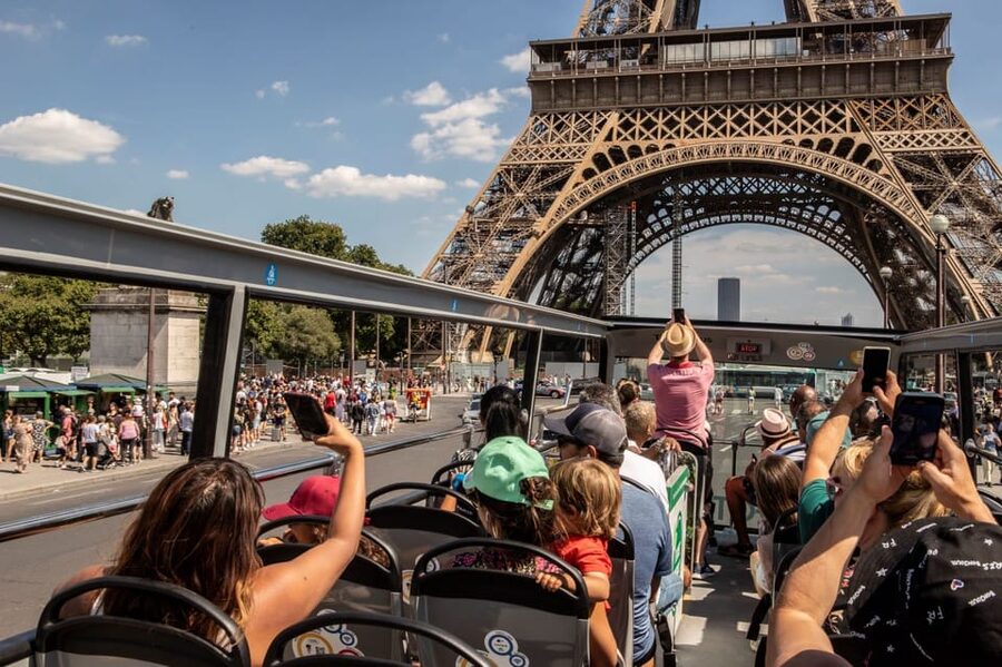 Disneyland Paris: Bus Sightseeing Tour in Paris - What $134 buys you