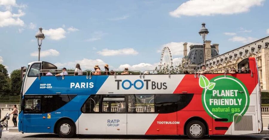 Disneyland Paris: Bus Sightseeing Tour in Paris - Starting at Disneyland Paris: the pickup details matter