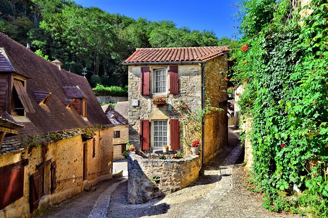 Dordogne Villages Half Day Tour from Sarlat - Starting in Sarlat and heading into the Dordogne Valley