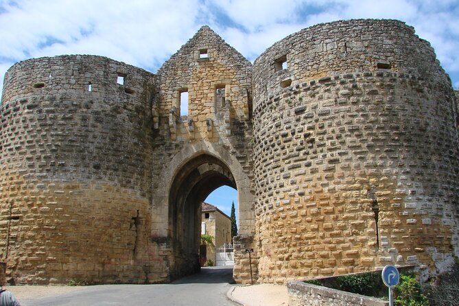 Dordogne Villages Half Day Tour from Sarlat - The Gabarre cruise: the tour’s most memorable extra