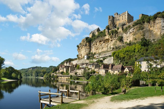 Dordogne Villages Half Day Tour from Sarlat - Domme: a hilltop town with views worth the climb