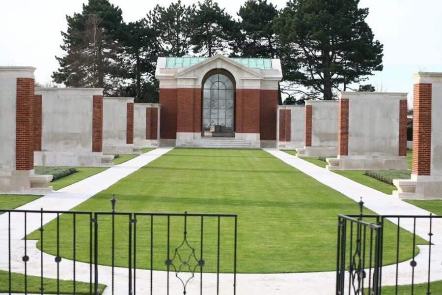 Dunkirk: Operation Dynamo and Battlefield of Dunkirk Tour - Transport, walking, and group size