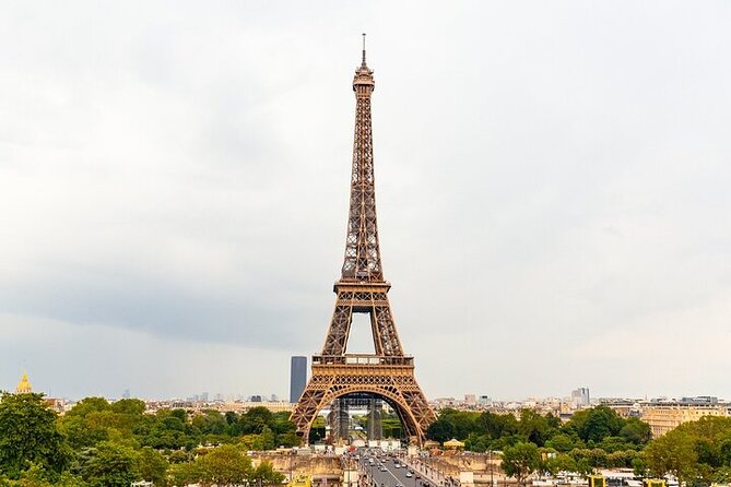 Eiffel Tower Guided Tour by Stairs with Optional Summit by Lift - Meeting near the Eiffel Tower