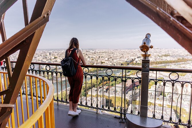 Eiffel Tower Reserved Access Summit or 2nd Floor Guided by Lift - What this Eiffel Tower tour actually includes
