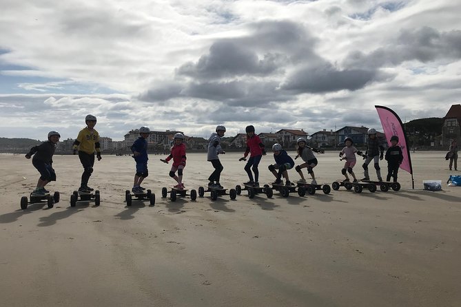 Electric cross skate initiation from 6 years old - Finding your balance on the shaded course
