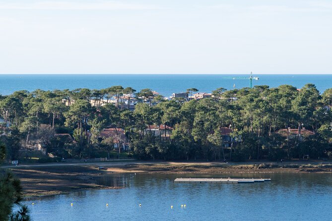 Electric scooter tour in Hossegor - Returning beside the marine lake