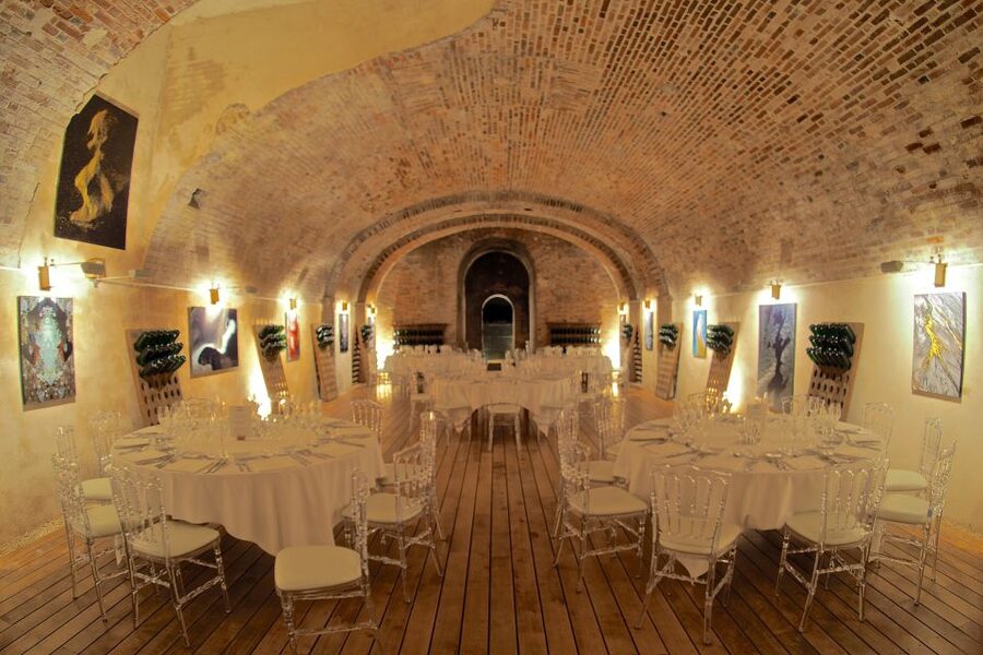 Epernay: Winery and Cellar Tour with Champagne Tasting - Key points to know before you go
