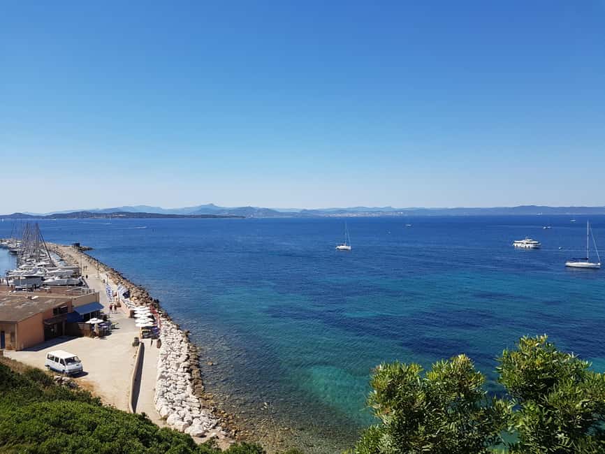 Excursion to Porquerolles Island from Bandol - The 1.5-hour cruise along the coast