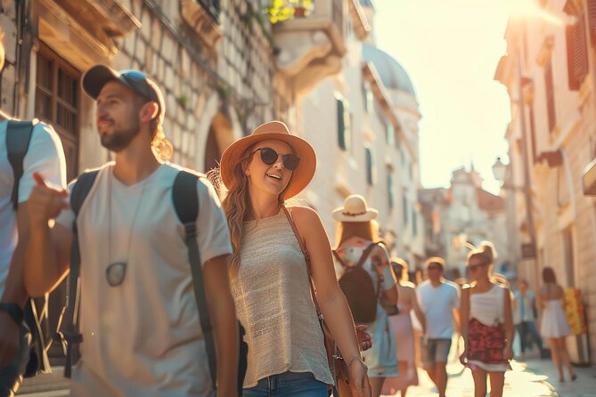 Explore Annecy in 60 minutes with a Local - Le Palais de l’Île in the middle of the canals