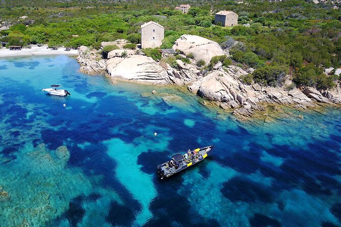 Explore Bonifacio - The Corsican aperitif and your lunch plan