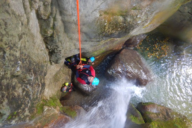 First canyoning in Grenoble in the Vercors - Why this is a good first canyoning trip near Grenoble