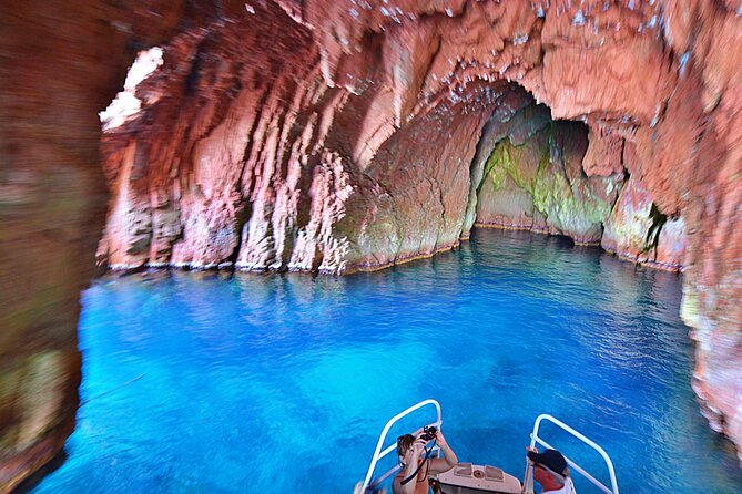 Friendly discovery of Scandola Calanques de Piana and meal stop at Girolata - Two unhurried hours in Girolata