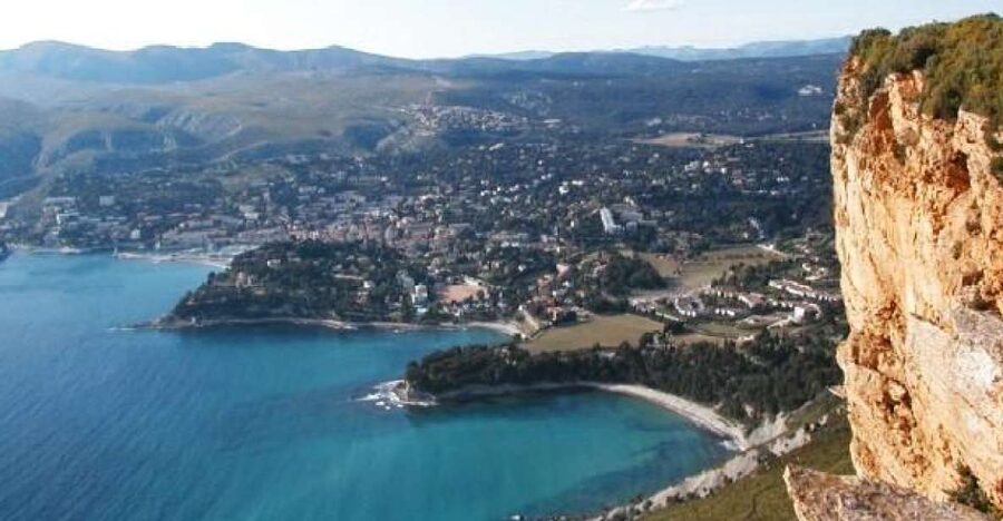 From Aix-en-Provence: Cassis Tour with Cap Canaille Stop - Two and a half hours beside the Cassis harbor