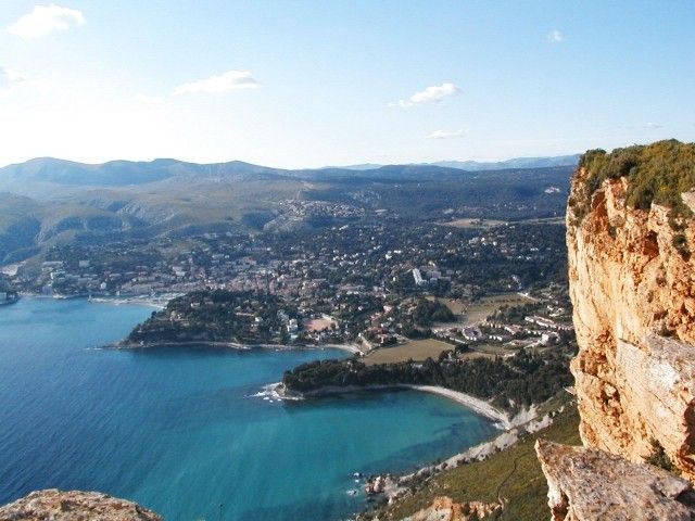 From Aix-en-Provence: Cassis Tour with Cap Canaille Stop - The road from Aix to Cape Canaille
