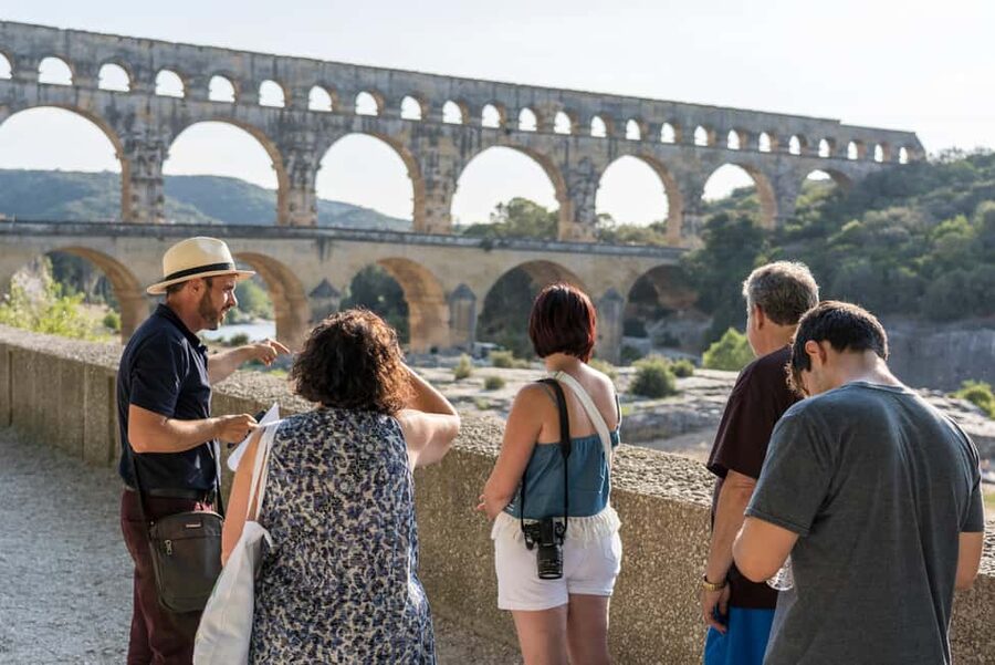 From Aix-en-Provence: Provence Region Tour with Wine Tasting - What this Provence day tour is really offering