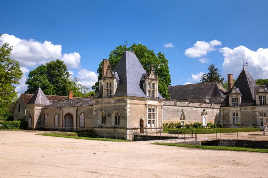 From Amboise: Chambord and Chenonceau Tour with Lunch - FAQ