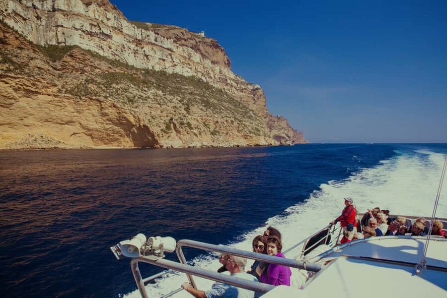 From Bandol: Visit the 13 calanques of Cassis & Marseille - Why this route is useful from Bandol