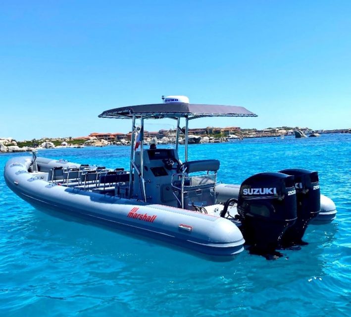 From Bonifacio: Cruise of the Cliffs and the Lavezzi Islands - A guide-led cruise with a relaxed mood