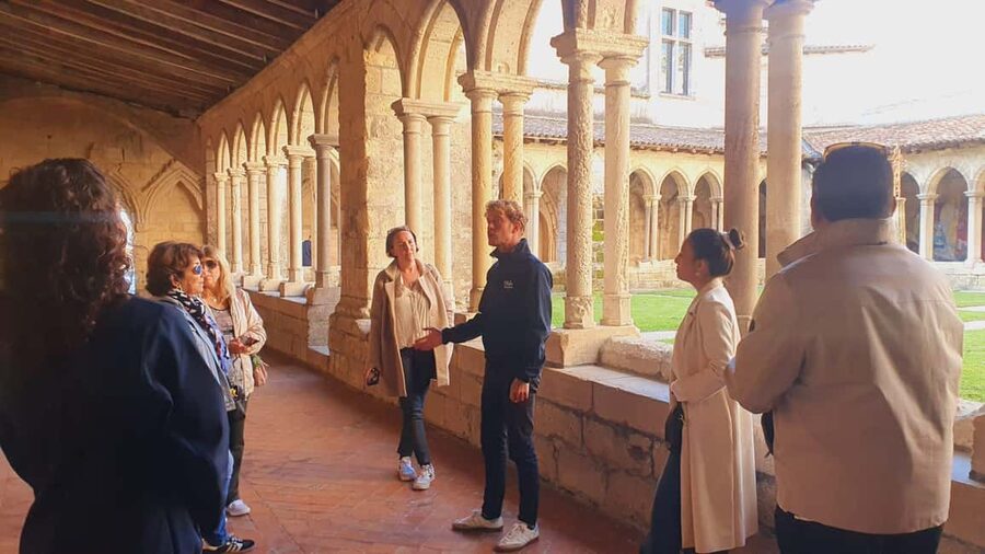 From Bordeaux: Half-Day Saint-Émilion Tour and Wine Tasting - Walking through a UNESCO-listed village