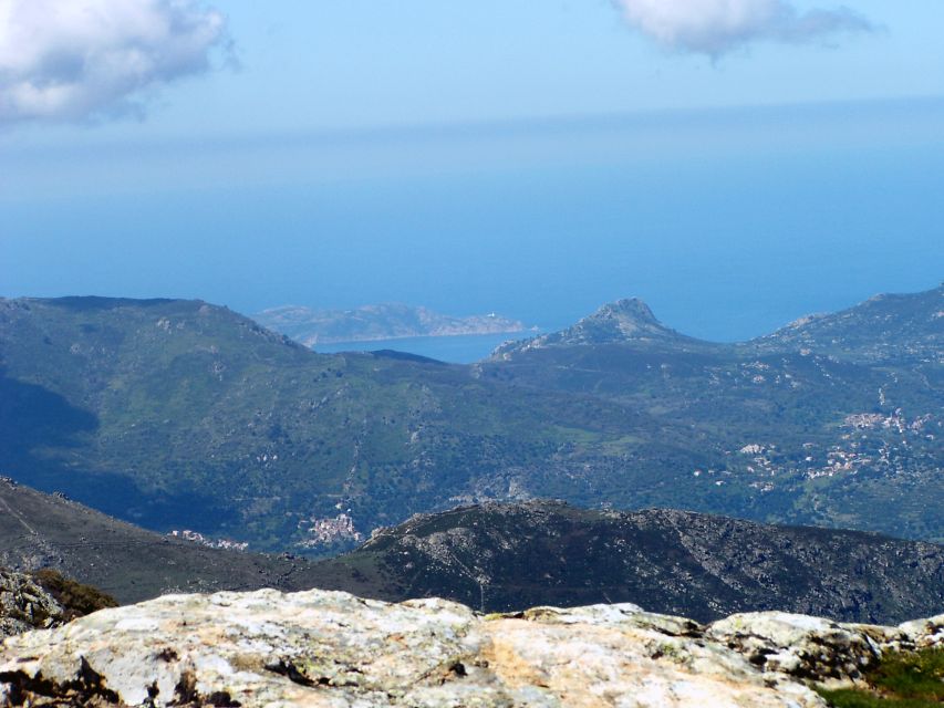 From Calvi: 4x4 Day Tour Mountain & Agriates' Saleccia Beach - What the 4x4 ride is really like