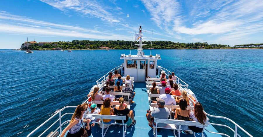 From Cannes: Round-Trip Ferry to Ste. Marguerite Island - The 15-minute crossing to Sainte-Marguerite