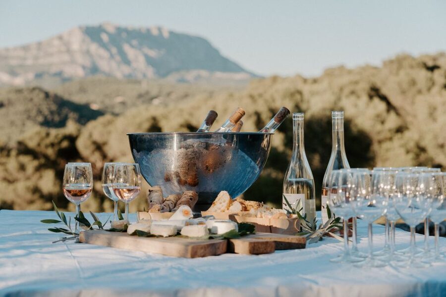 From Marseille: Aix en Provence Wine and Cheese Tour - Who should book this day