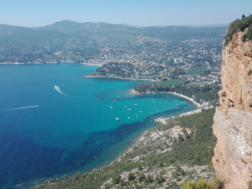 From Marseille Cruise Port : Aix-en-Provence and Cassis - Who will enjoy this day most?