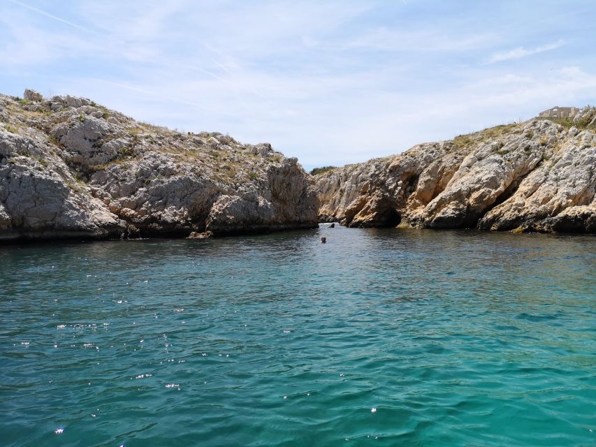 From Marseille: Frioul Islands Boat Tour - La Redonne, Méjean, and Niolon